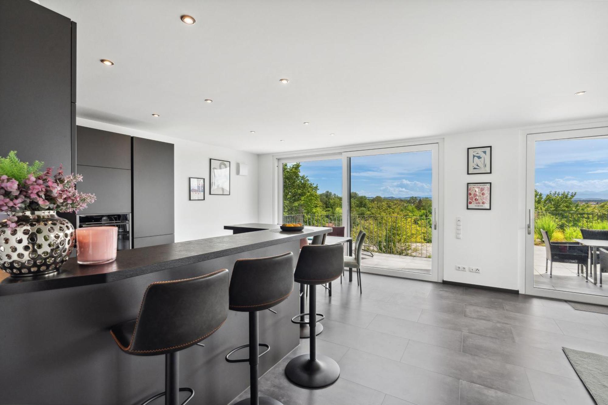 Anytime - Penthouse Mit Terrasse Und Bergsicht Friedrichshafen Exterior foto