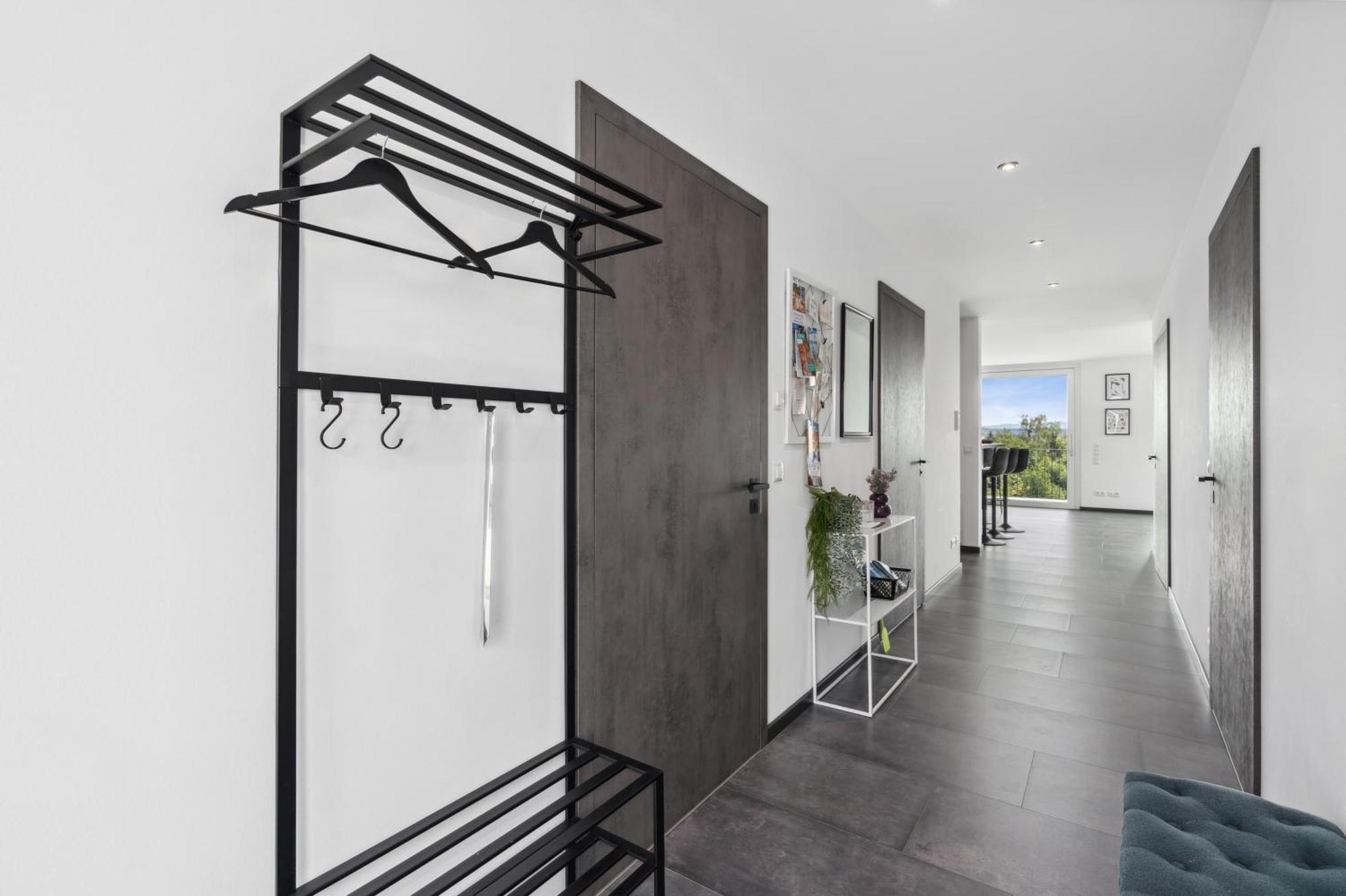 Anytime - Penthouse Mit Terrasse Und Bergsicht Friedrichshafen Exterior foto