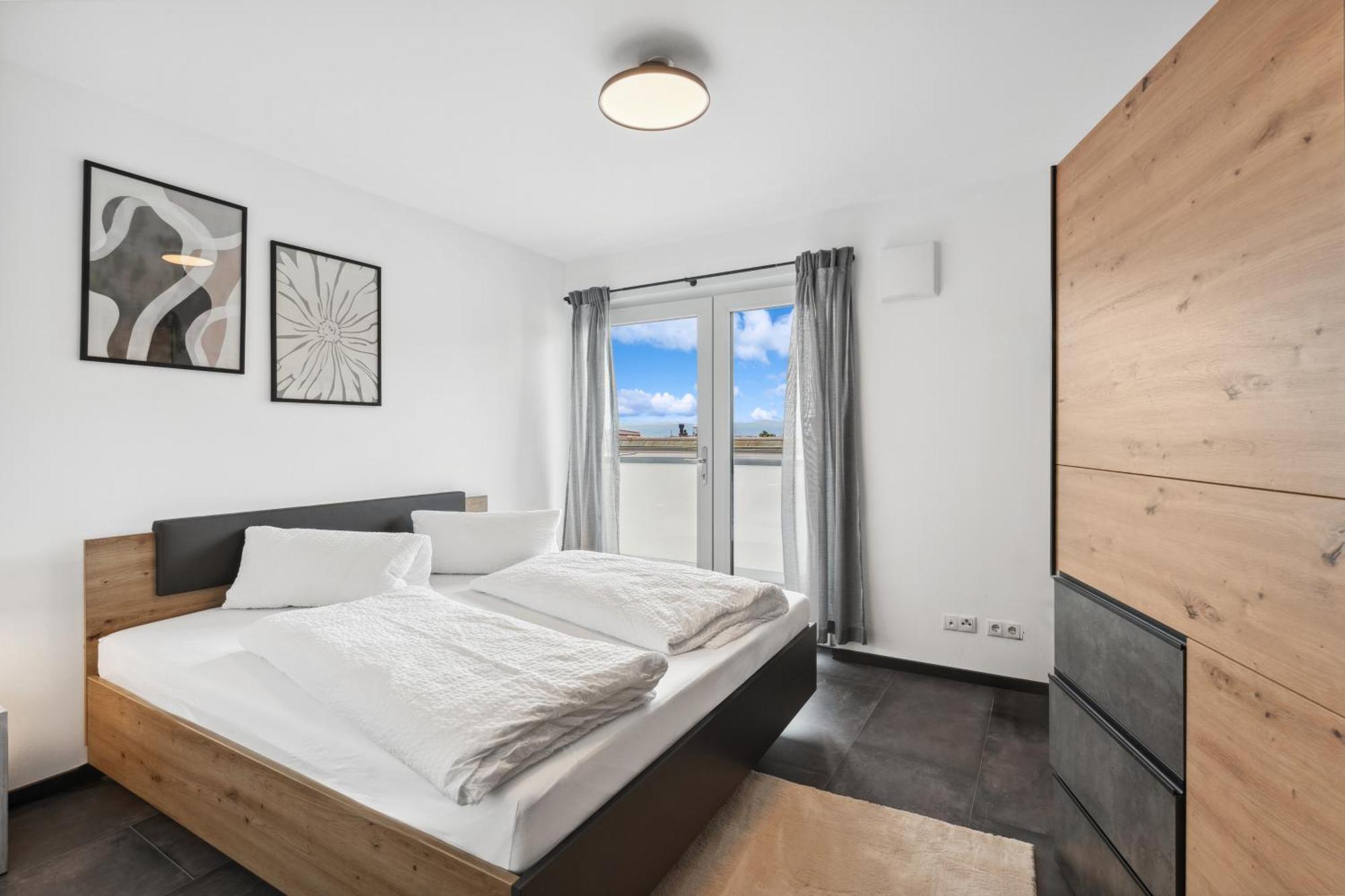 Anytime - Penthouse Mit Terrasse Und Bergsicht Friedrichshafen Exterior foto